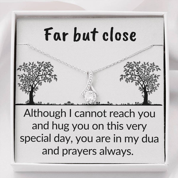Far but in my prayers | necklace gift for muslim women - MuslimwithMe