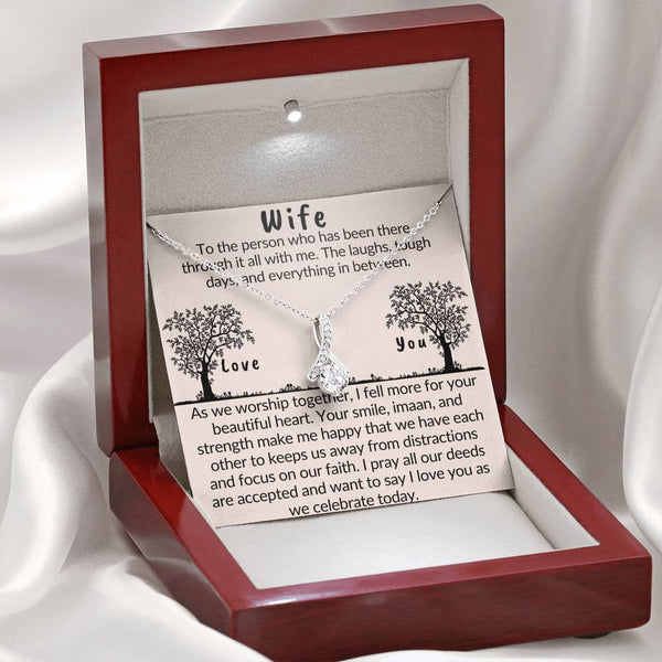 Gift for muslim wife with beautiful heart and imaan | necklace gift for wife in Islam - MuslimwithMe