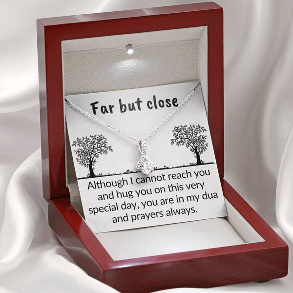 Far but in my prayers | necklace gift for muslim women - MuslimwithMe